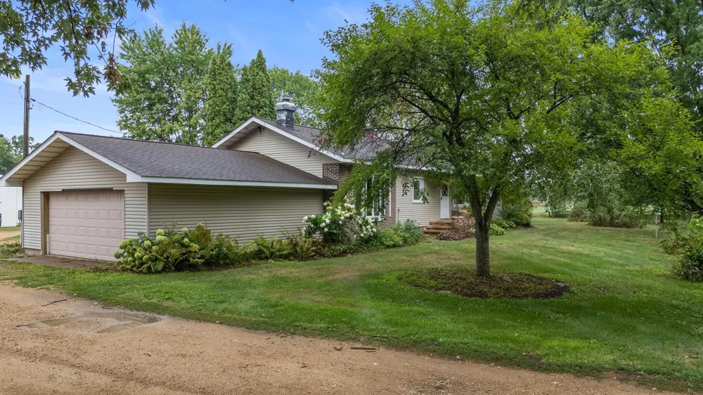 2033 County Road C Somerset, WI 54025