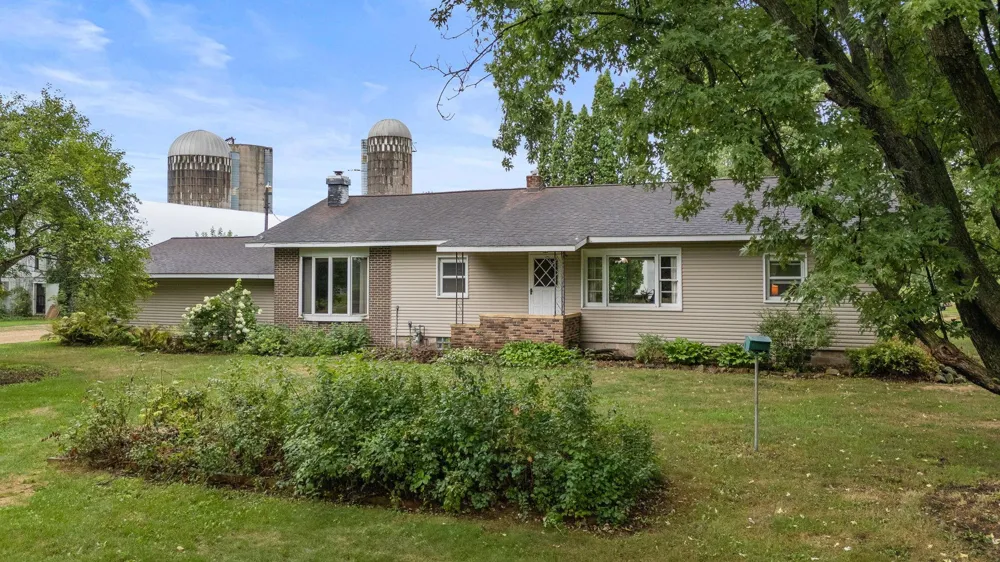 2033 County Road C Somerset, WI 54025