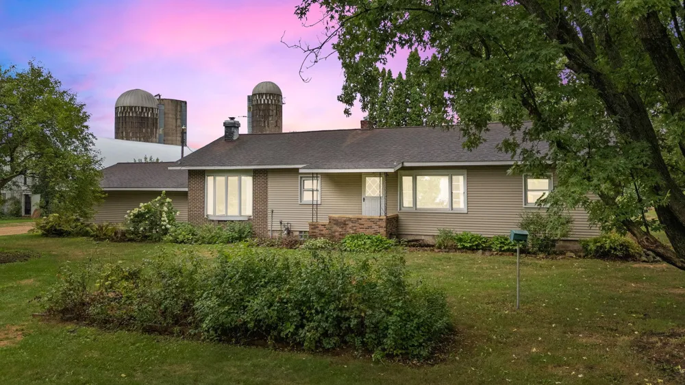 2033 County Road C Somerset, WI 54025