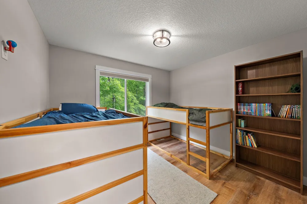 271 Eagle Ridge Drive Roberts, WI 54023