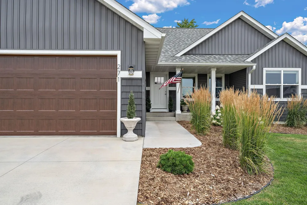 271 Eagle Ridge Drive Roberts, WI 54023