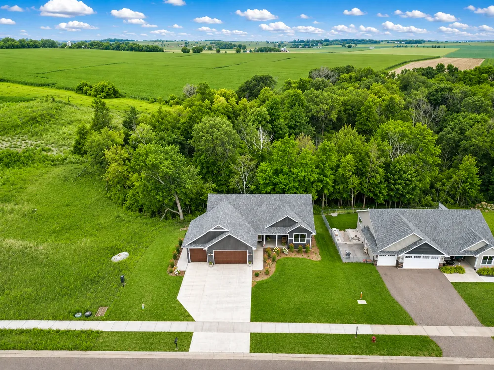 271 Eagle Ridge Drive Roberts, WI 54023