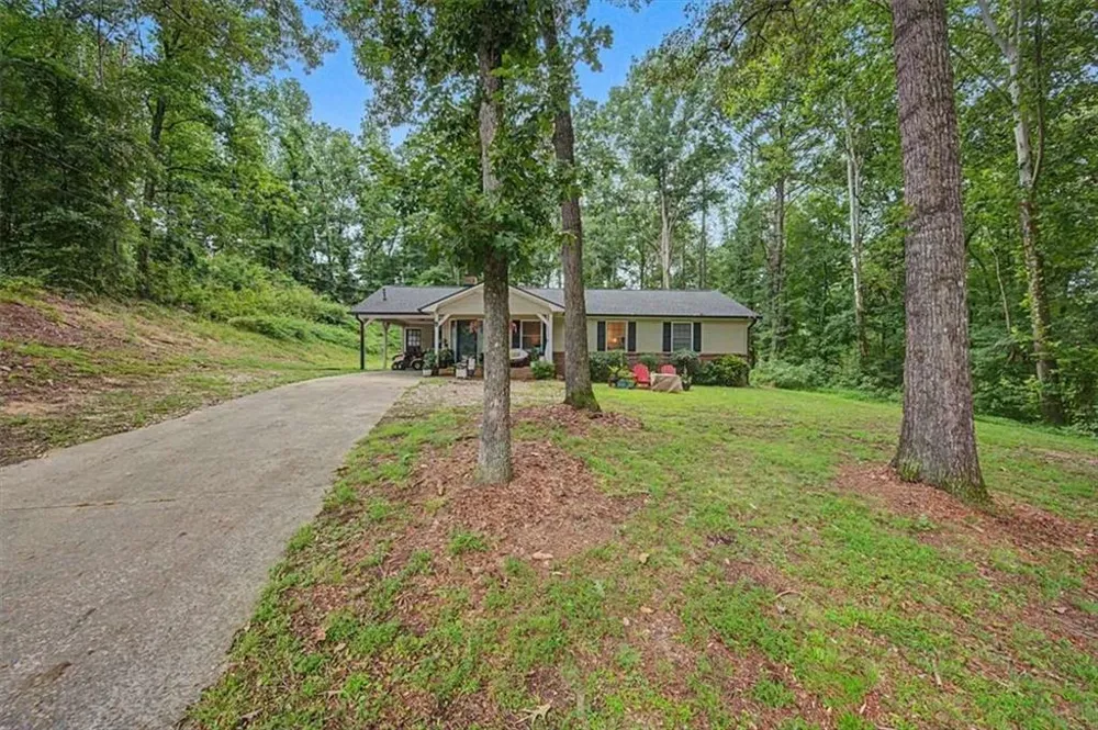 4 Shadowood Court Silver Creek, GA 30173