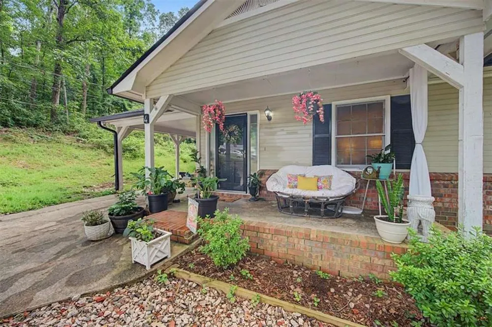4 Shadowood Court Silver Creek, GA 30173