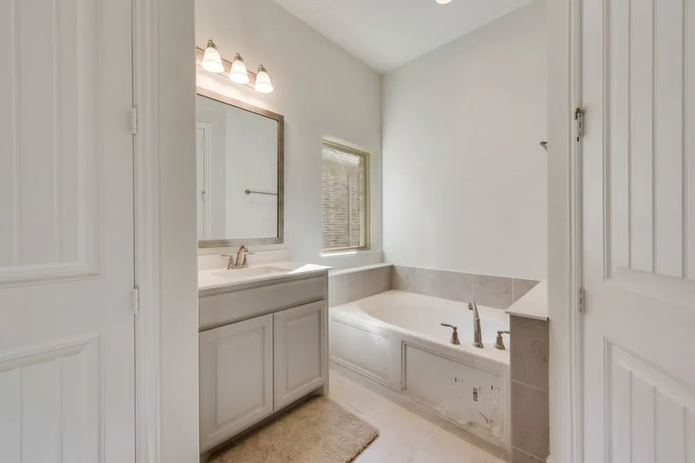 1225 Collett Sublett Road Kennedale, TX 76060
