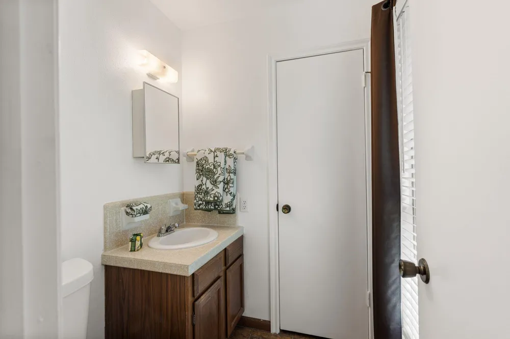 332 Red Oak Lane Trinity, TX 75862