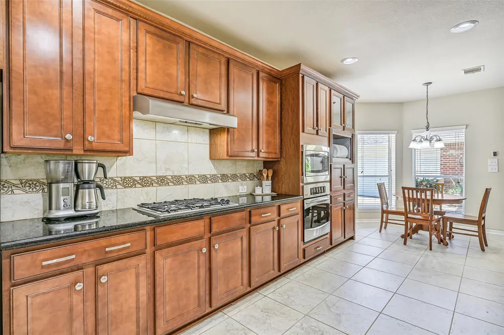 1226 Martinez Court Friendswood, TX 77546