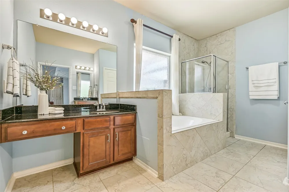 1226 Martinez Court Friendswood, TX 77546