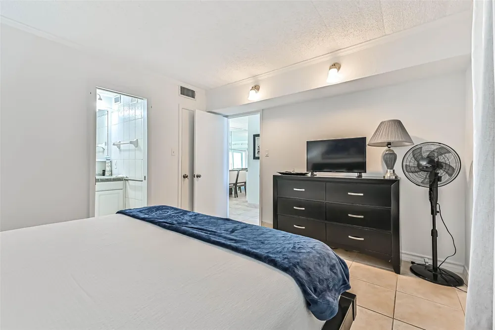 7310 Seawall Boulevard #807 Galveston, TX 77551