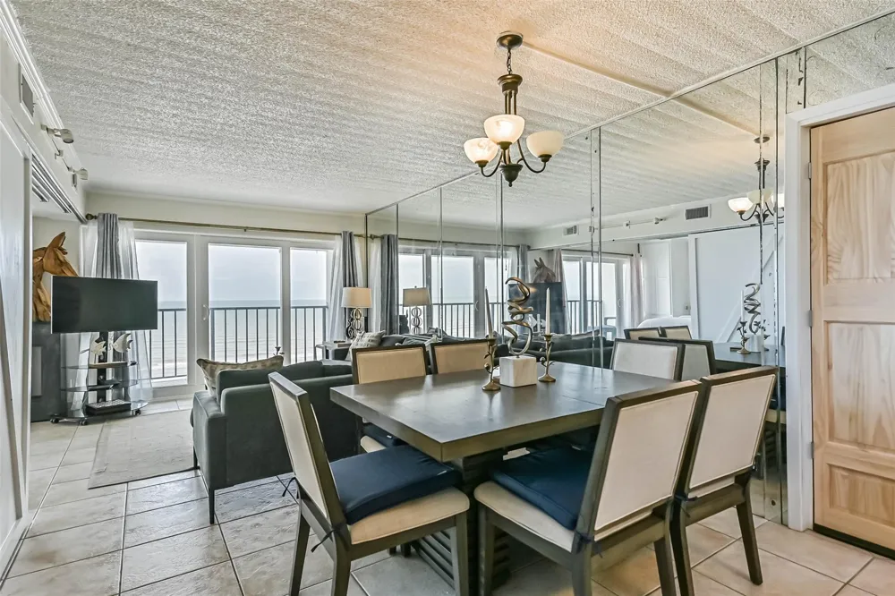 7310 Seawall Boulevard #807 Galveston, TX 77551