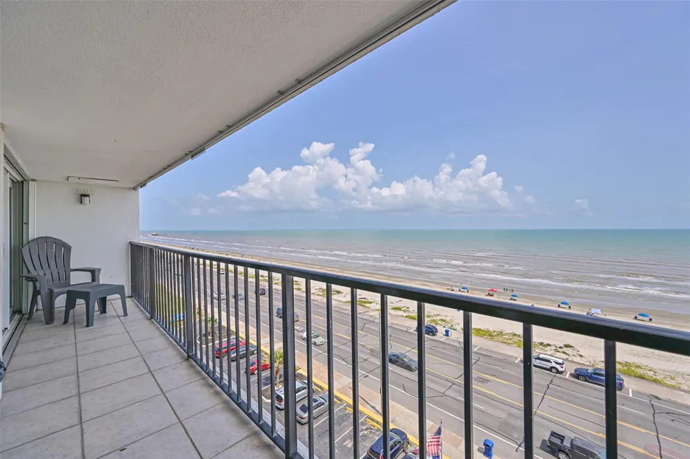 7310 Seawall Boulevard #807 Galveston, TX 77551
