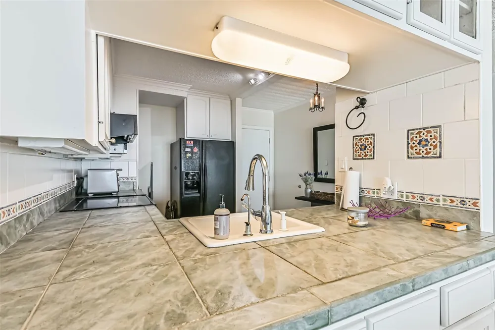 7310 Seawall Boulevard #807 Galveston, TX 77551