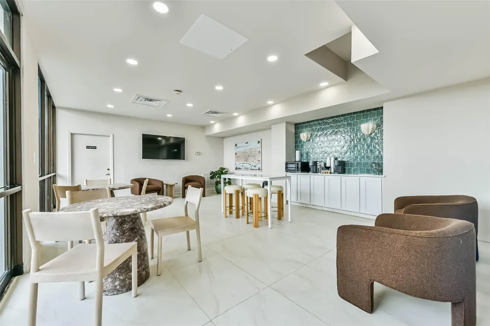 7310 Seawall Boulevard #807 Galveston, TX 77551
