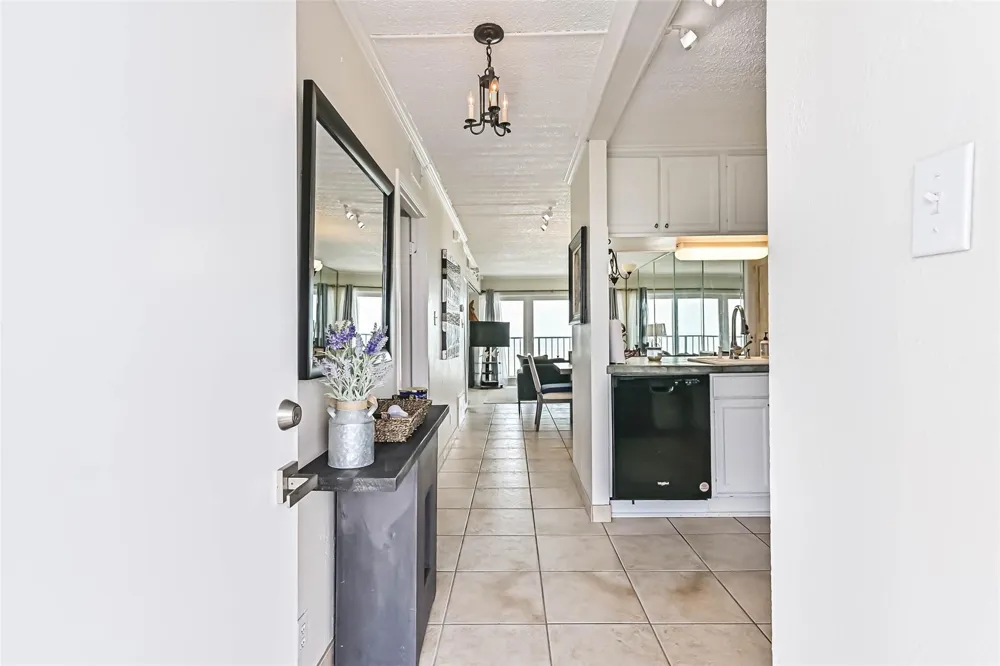 7310 Seawall Boulevard #807 Galveston, TX 77551
