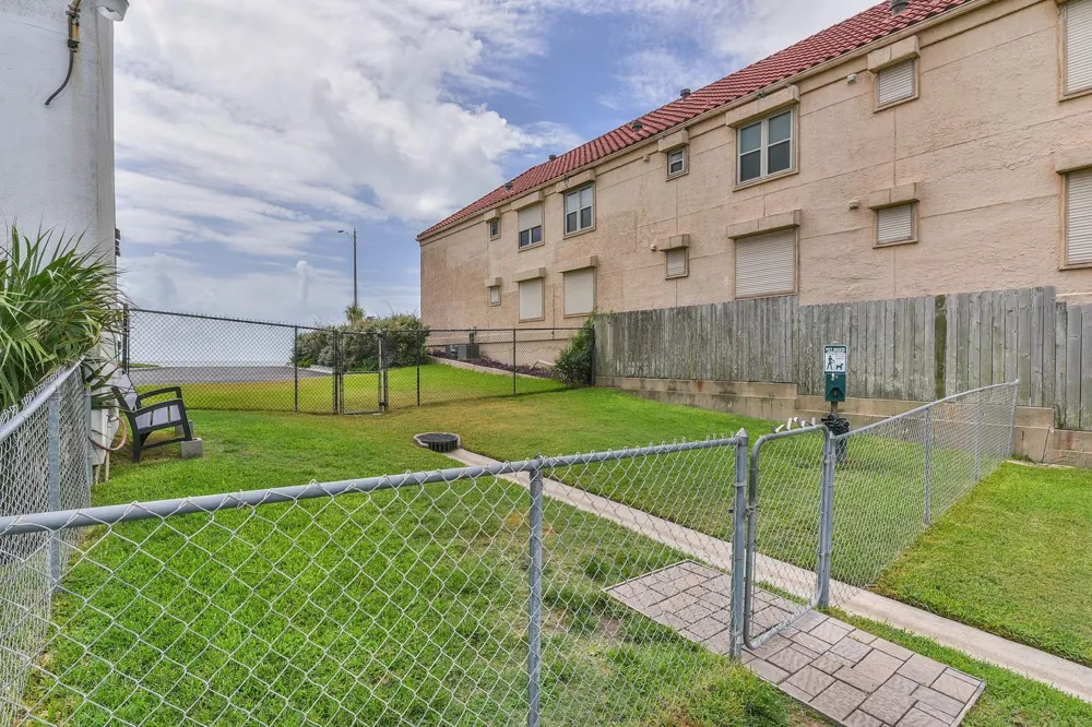 7310 Seawall Boulevard #807 Galveston, TX 77551