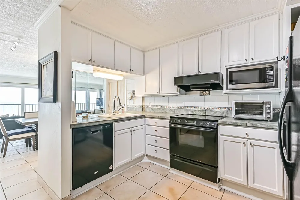 7310 Seawall Boulevard #807 Galveston, TX 77551