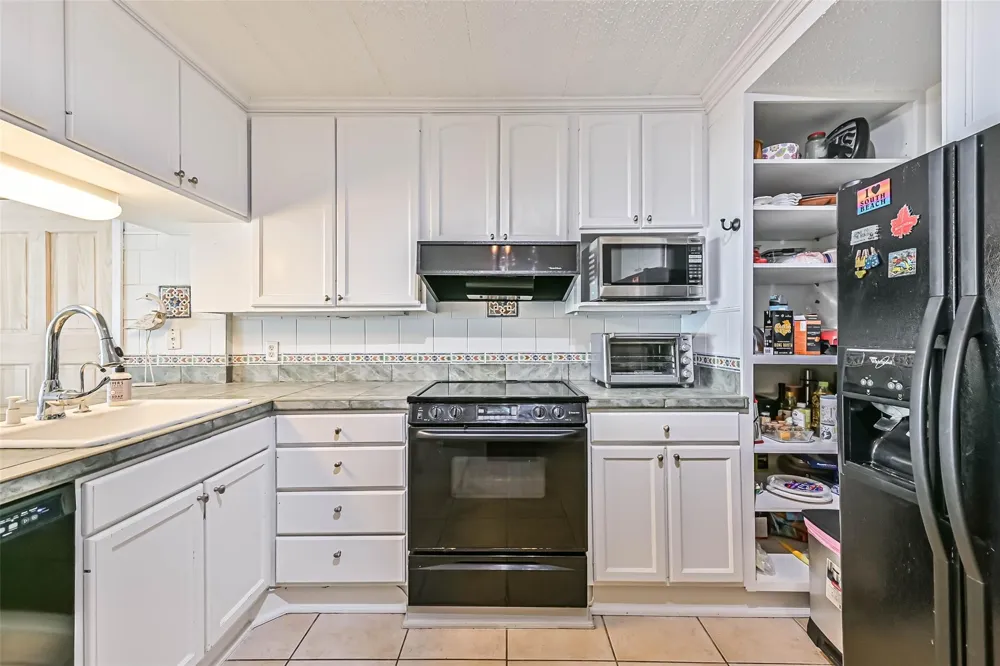 7310 Seawall Boulevard #807 Galveston, TX 77551