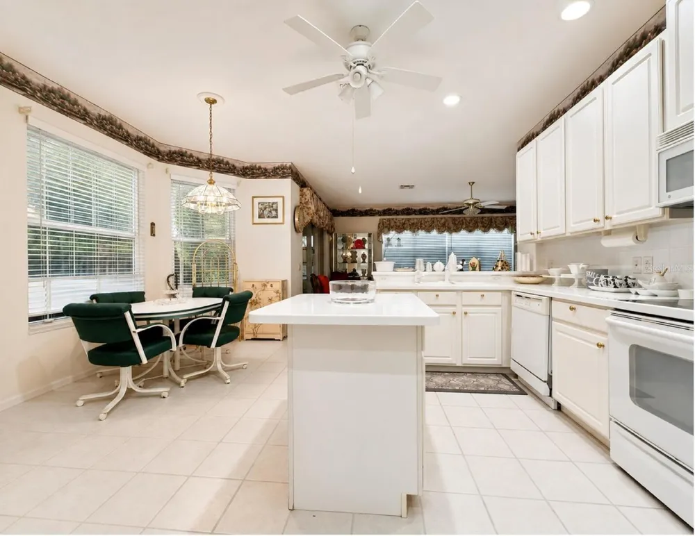 10924 RAIN HOLLOW COURT New Port Richey, FL 34655