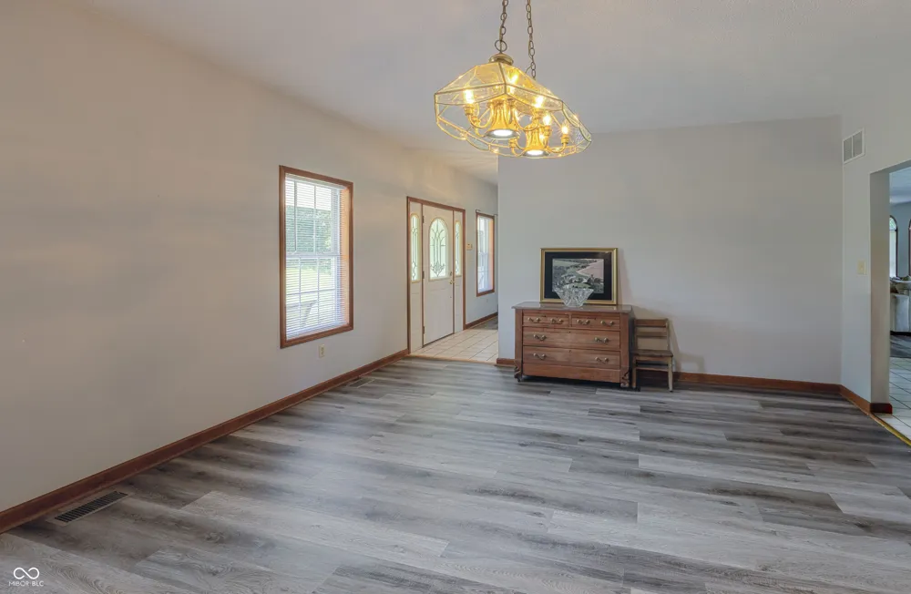 12680 E State Road 7 Elizabethtown, IN 47232