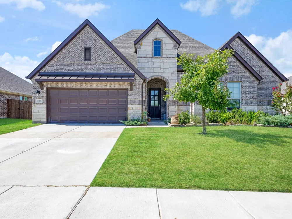 209 Chesapeake Drive Forney, TX 75126