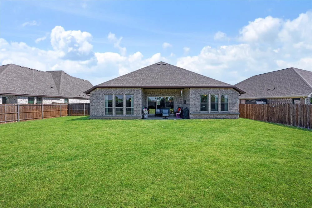 209 Chesapeake Drive Forney, TX 75126