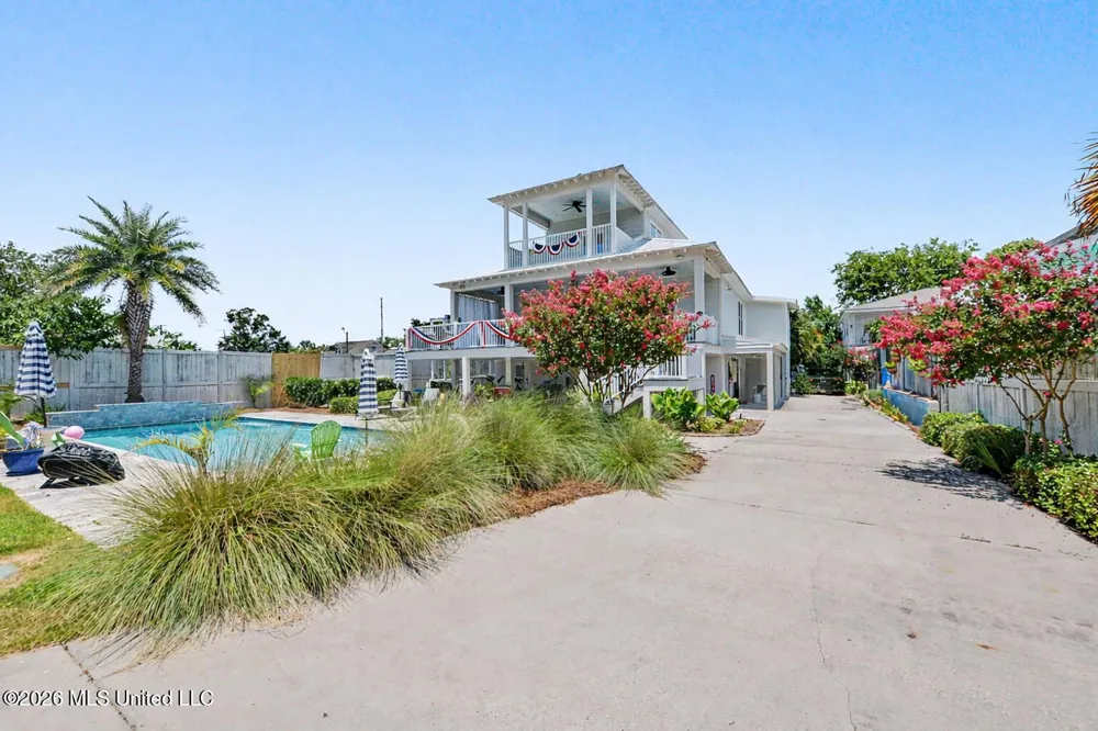 110 State Street Bay Saint Louis, MS 39520