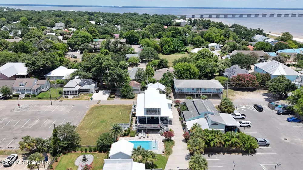 110 State Street Bay Saint Louis, MS 39520