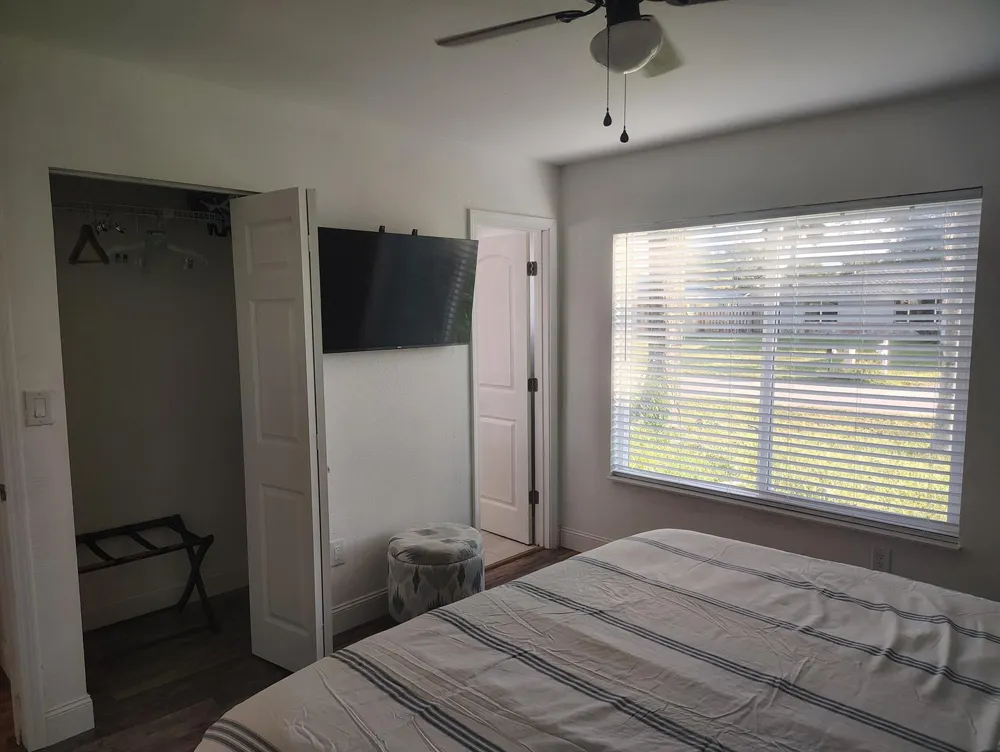 983 SE Emerald Rd Road SE Palm Bay, FL 32909