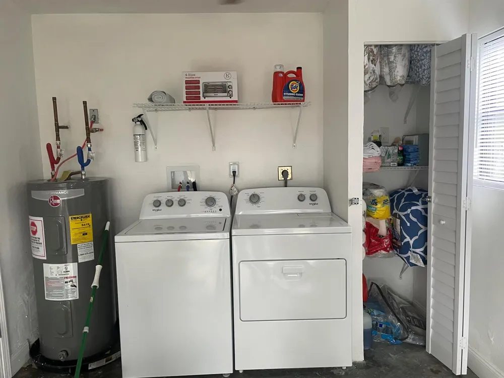 983 SE Emerald Rd Road SE Palm Bay, FL 32909