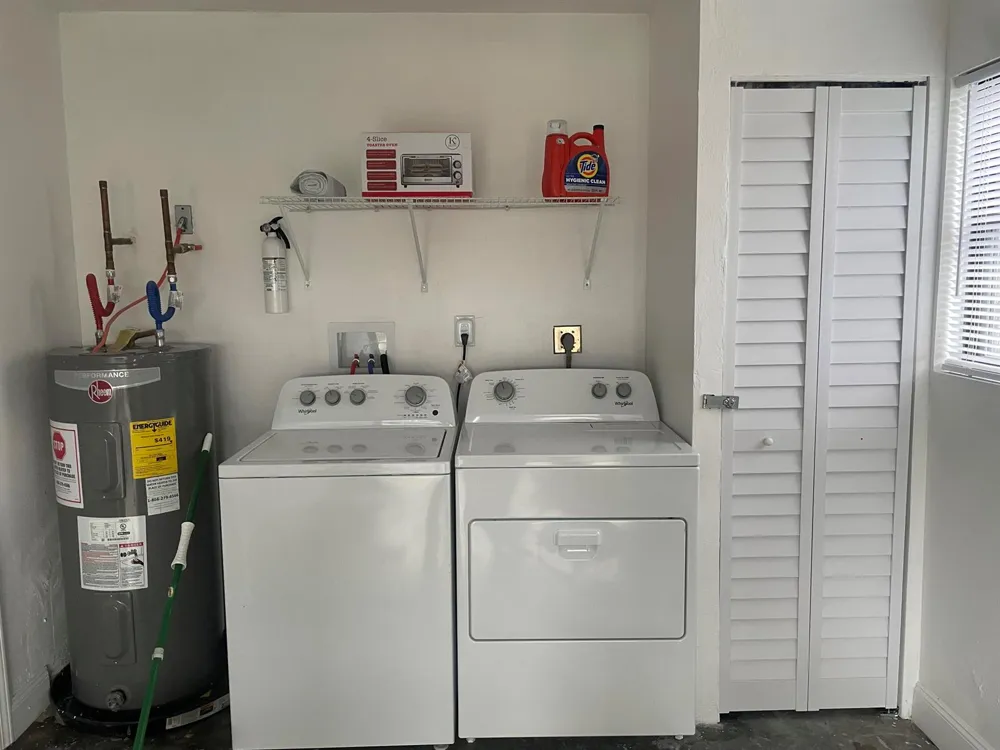 983 SE Emerald Rd Road SE Palm Bay, FL 32909