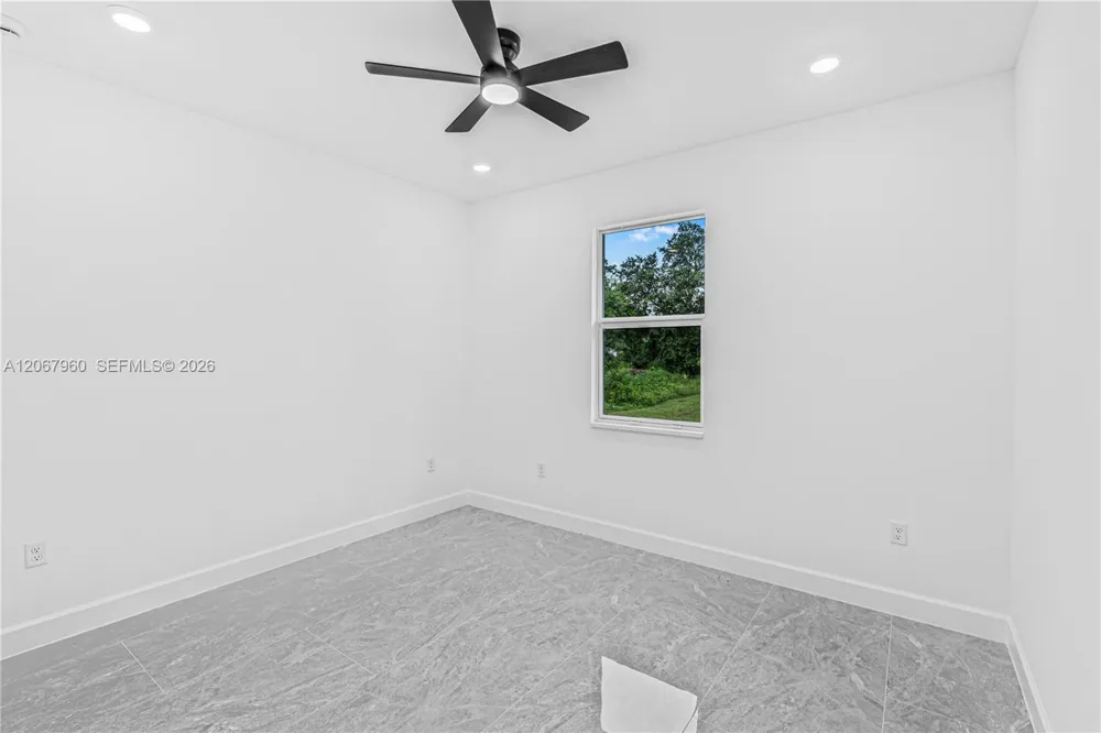 1113 Henry Ave Lehigh Acres, FL 3972