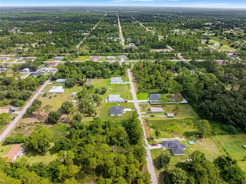 1113 Henry Ave Lehigh Acres, FL 3972