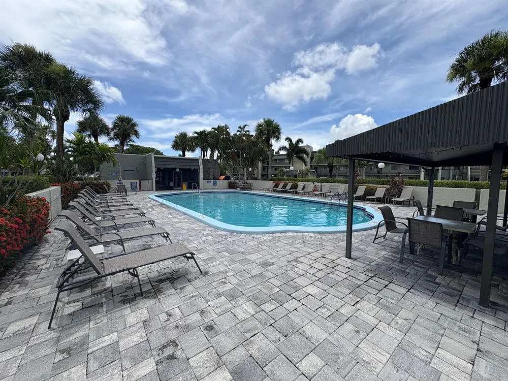 4070 Tivoli Court #307 Lake Worth, FL 33467