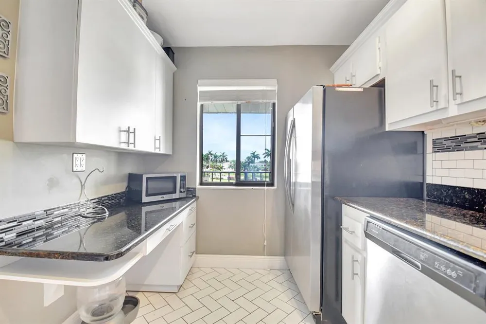 4070 TIVOLI COURT #307 Lake Worth, FL 33467