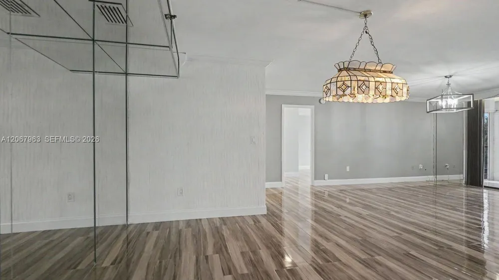 1300 Saint Charles Pl #417 Pembroke Pines, FL 33026