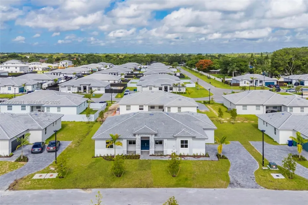 27308 SW 159th Ct #27308 Homestead, FL 33031