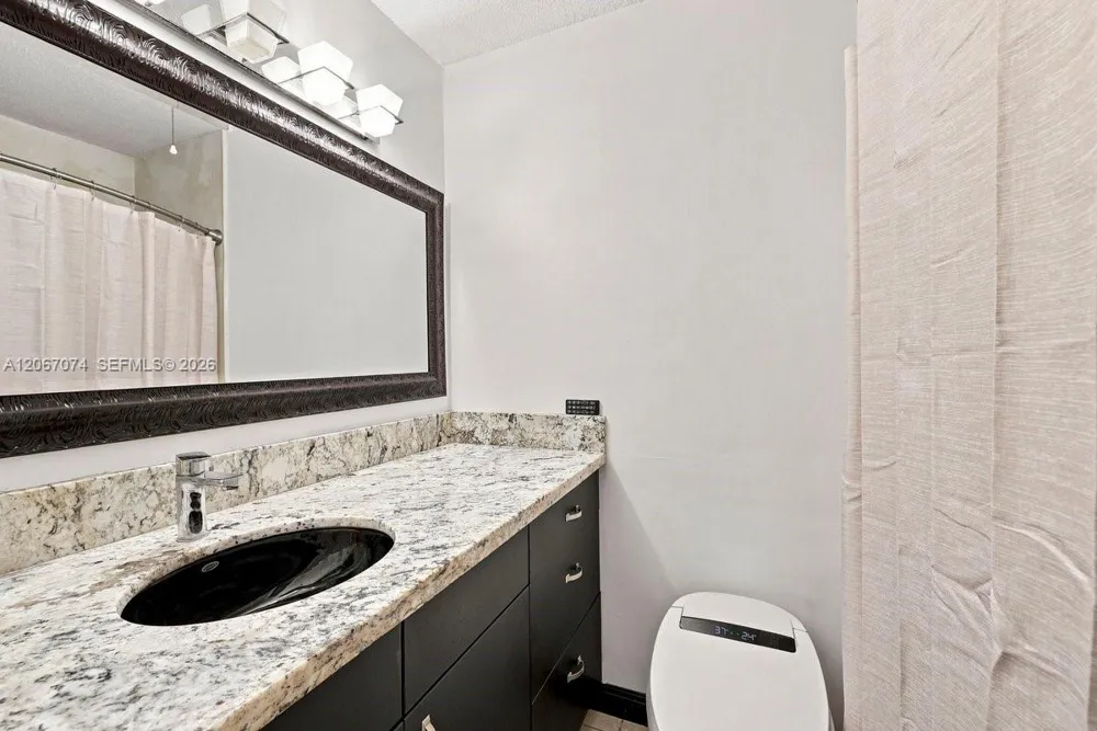206 SE 1st Cir #13-B Boynton Beach, FL 33435