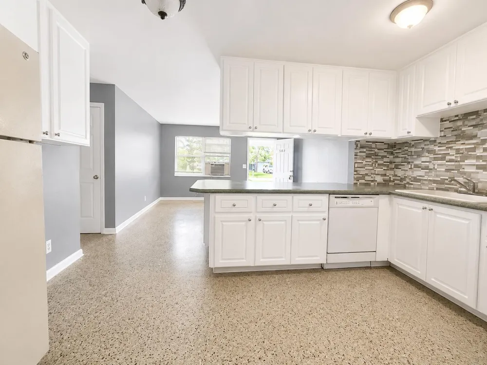 503 SE Flamingo Avenue Stuart, FL 34996