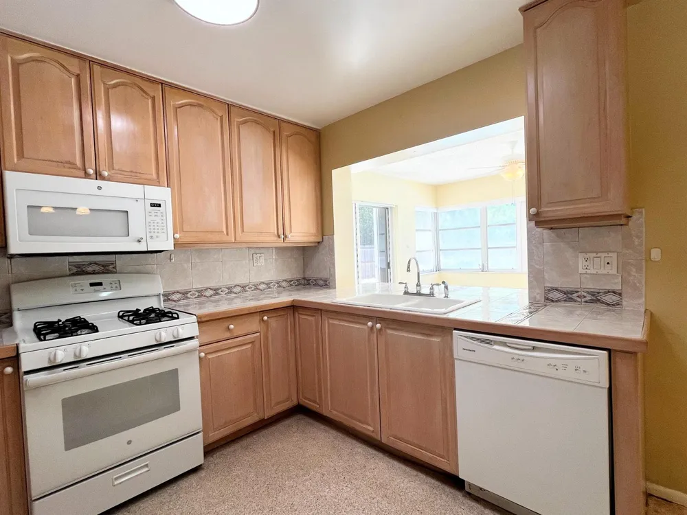 330 NE SOLIDA DRIVE Port St. Lucie, FL 34983