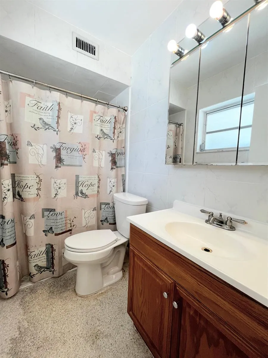 330 NE SOLIDA DRIVE Port St. Lucie, FL 34983