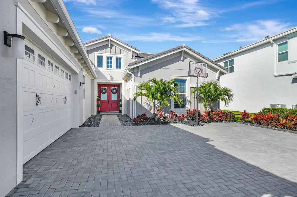 4964 Liberty Lane Westlake, FL 33470