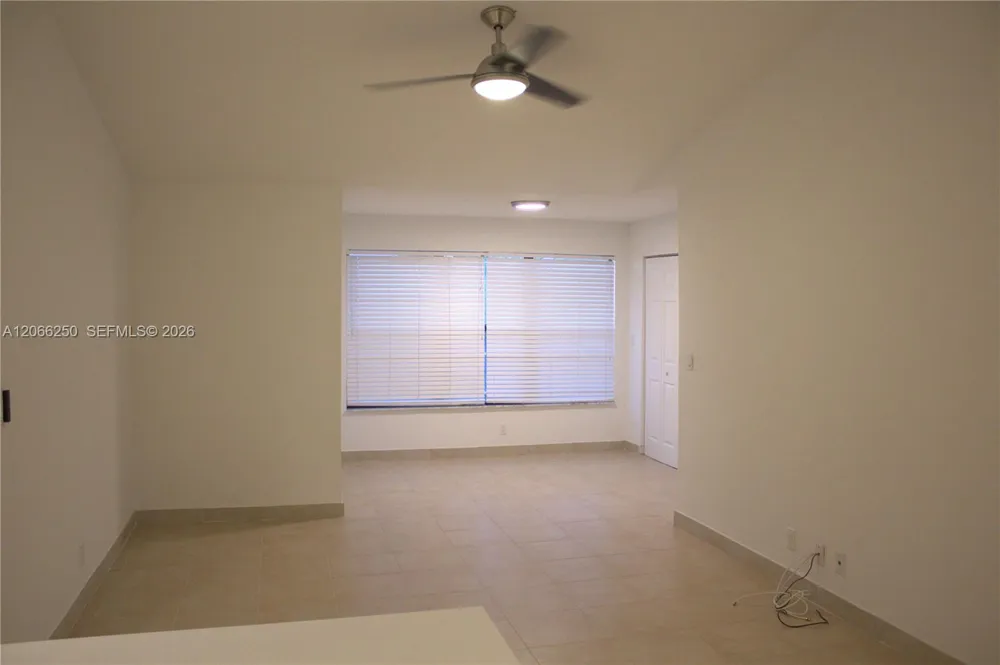 2826 S University Dr #3203 Davie, FL 33328