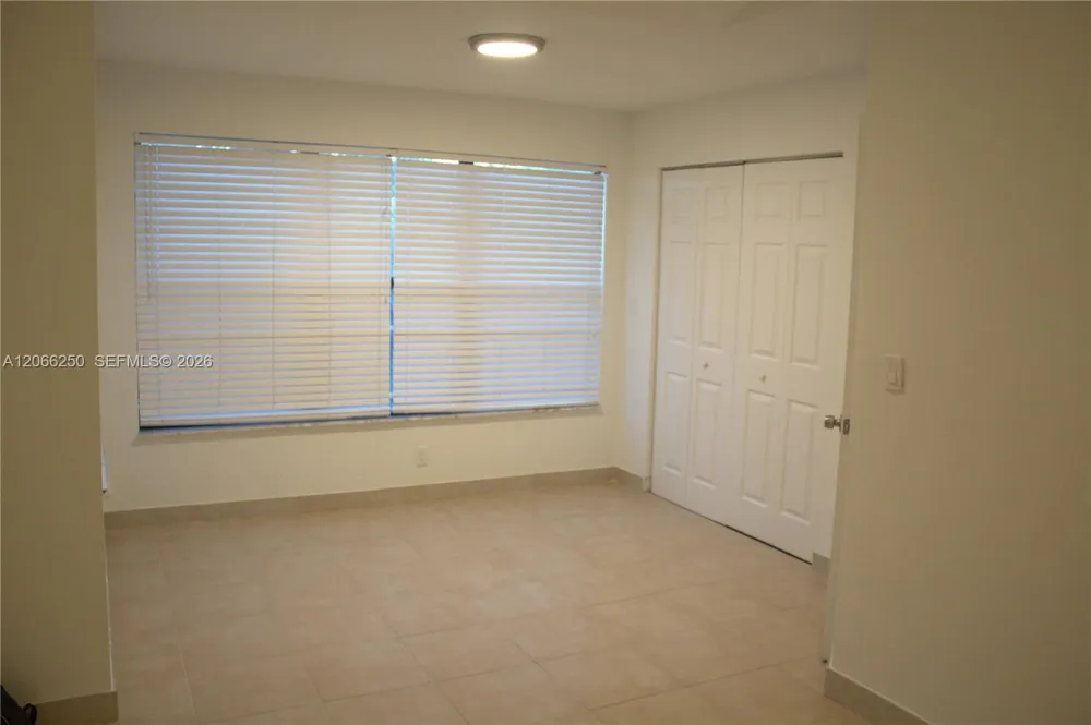 2826 S University Dr #3203 Davie, FL 33328
