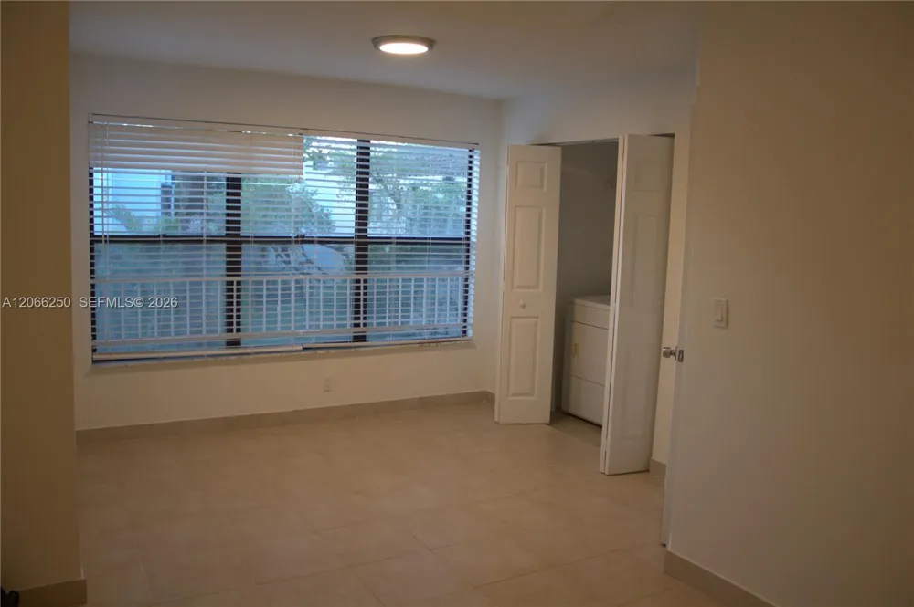 2826 S University Dr #3203 Davie, FL 33328