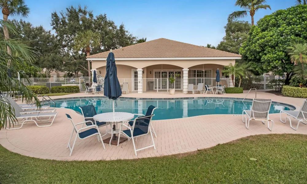 4799 PALMBROOKE CIRCLE West Palm Beach, FL 33417
