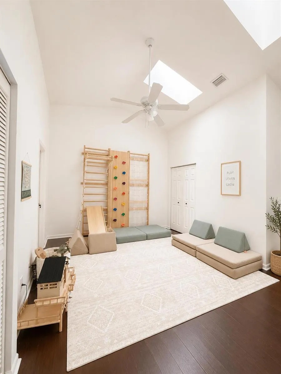4799 PALMBROOKE CIRCLE West Palm Beach, FL 33417