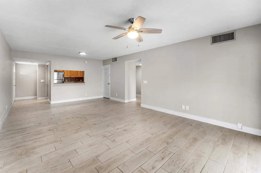 12005 Poinciana Boulevard #209 Royal Palm Beach, FL 33411
