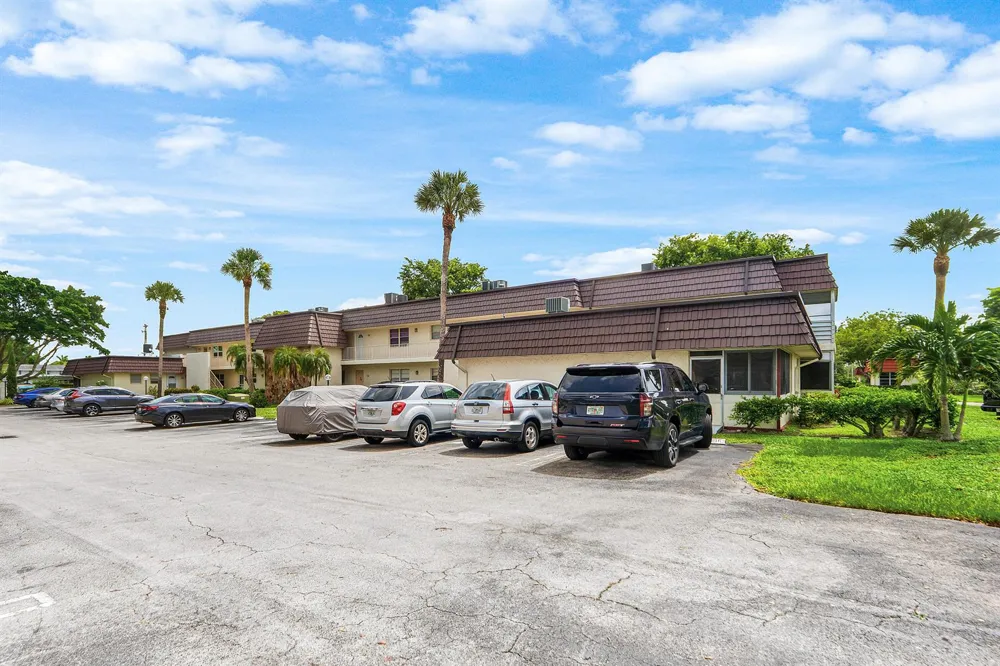 12005 Poinciana Boulevard #209 Royal Palm Beach, FL 33411