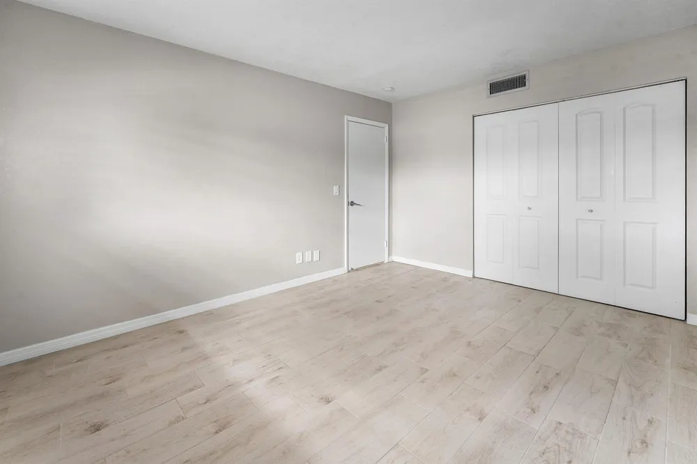 12005 Poinciana Boulevard #209 Royal Palm Beach, FL 33411