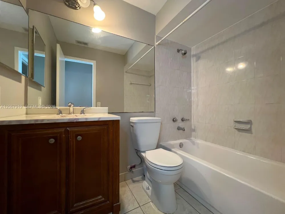 1591 Springside Dr #1591 Weston, FL 33326